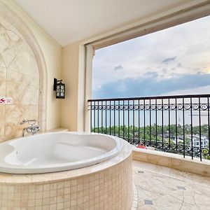 Standard Double Room Two Double Beds Sea View Top Floor